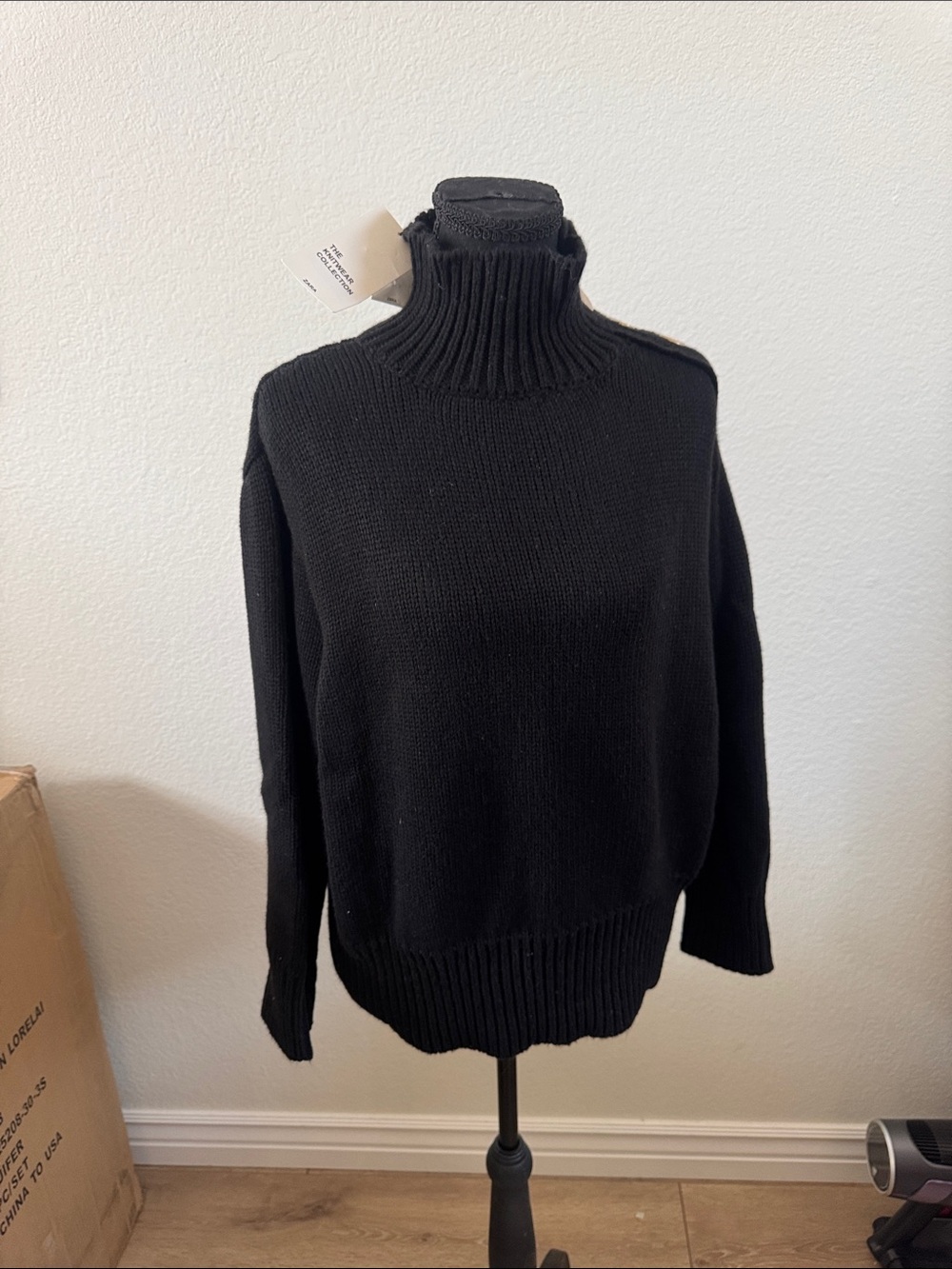 Zara Men’s Black Ribbed Turtleneck Sweater